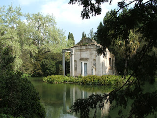 Reggia+di+Caserta1.jpg