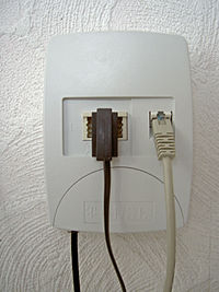 200px-T-DSL_Splitter_ISDN.jpg