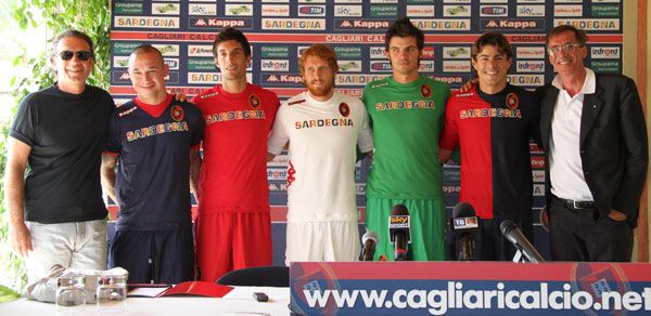 divise-cagliari-2011-2012.jpg