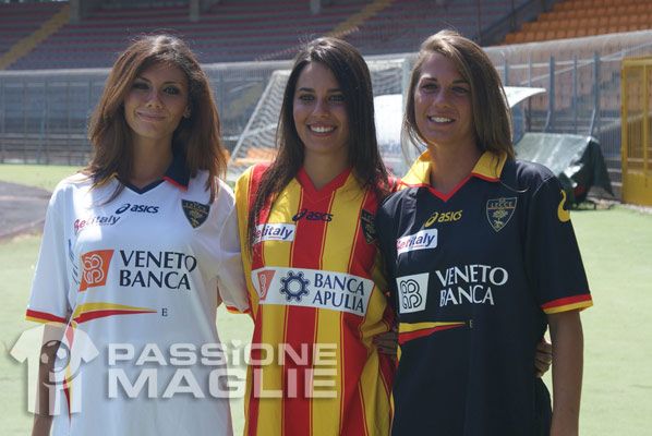 maglie-lecce-2011-2012.jpg