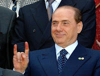 berlusconi_corna.jpg