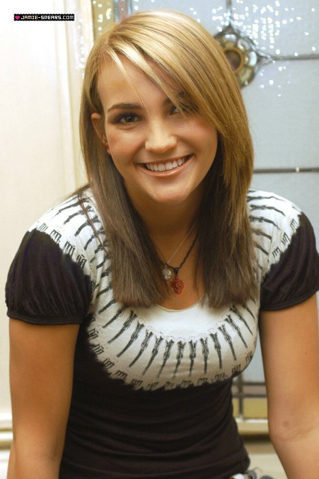 Zoey-101-zoey-101-156809_466_700.jpg